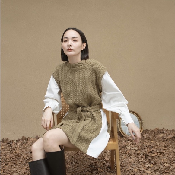 One piece knit dress - Picture 1 of 4